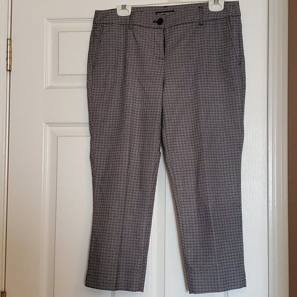 Capri pants - Picture 1 of 4
